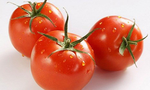 Trị tàn nhang bằng cà chua